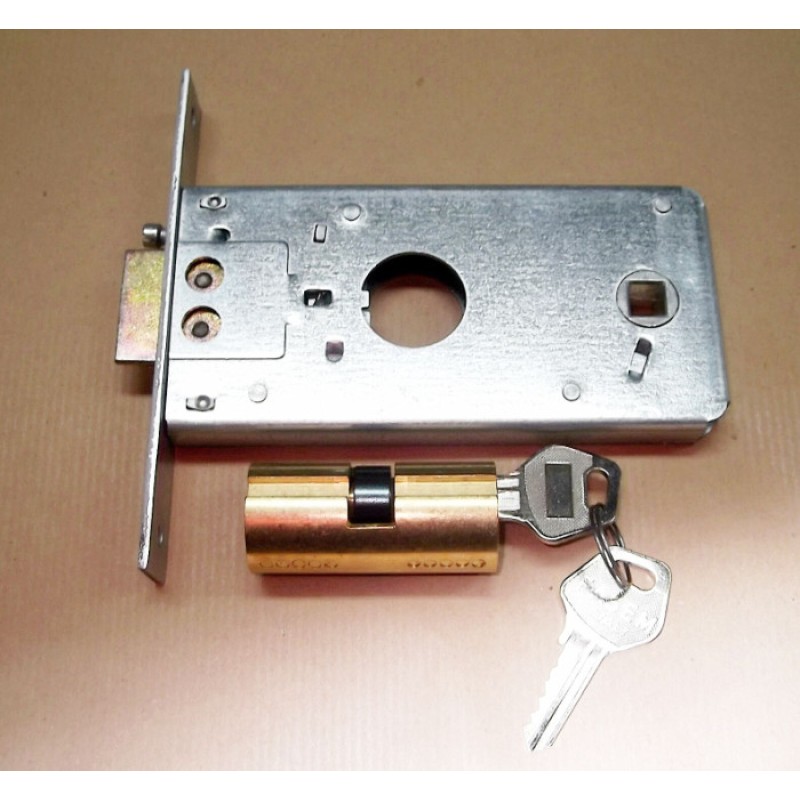 901 Lock to Thread to Strap Round Cylinder FASEM